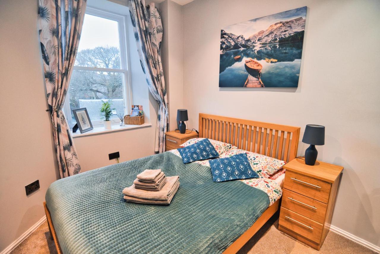 Modern & Cosy Apartment In The Heart Of The Historic Old Town Of Aberdeen, Free Wifi, Free Parking Экстерьер фото